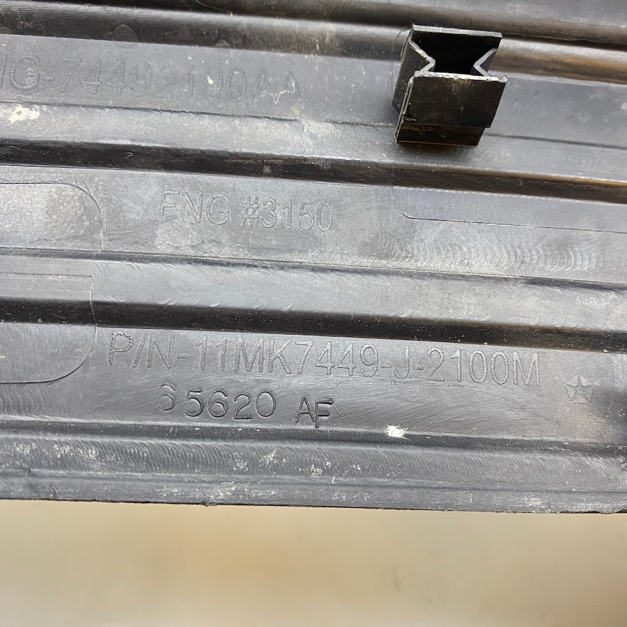 Jeep Compas Arka Tampon Üst Çıtası 11MK7449-J-2100M