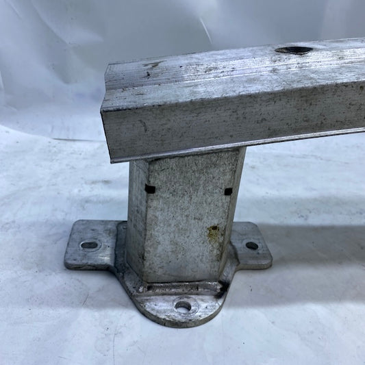 Jeep Compass Arka Tampon Demiri 68243701AA 17-24