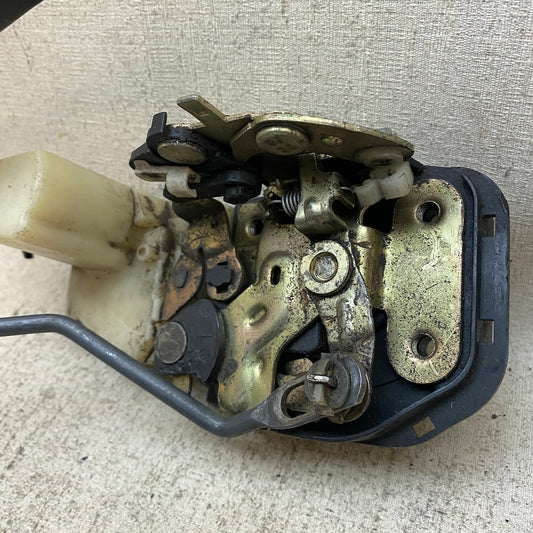 KIA Sorento Arka Sol Kapı Kilidi 81410C5000