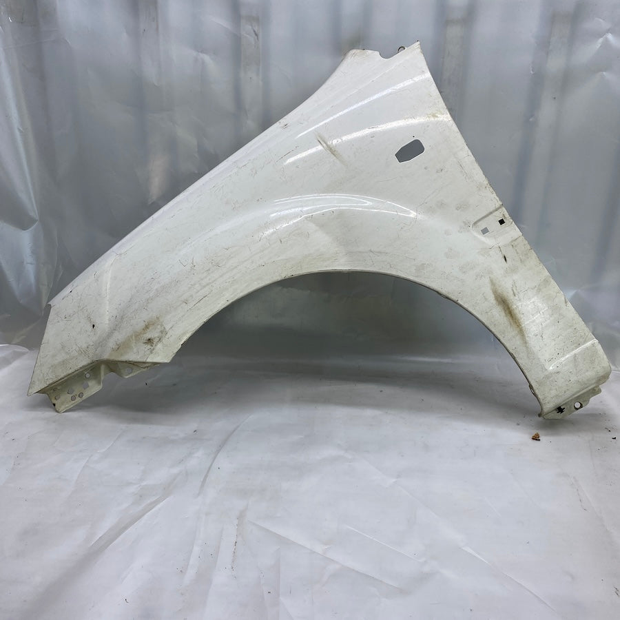 Kia Rio Ön Sol Çamurluk Orijinal Çıkma 2006-2011