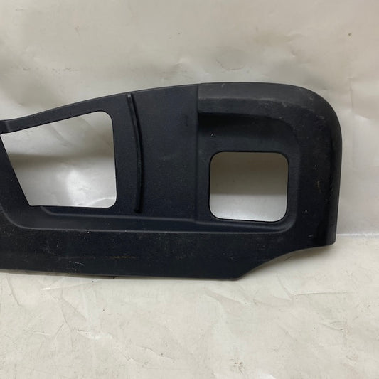 Land Rover Defender L663 Koltuk Yan Kaplama 20-25 En Uygun Oto Parça