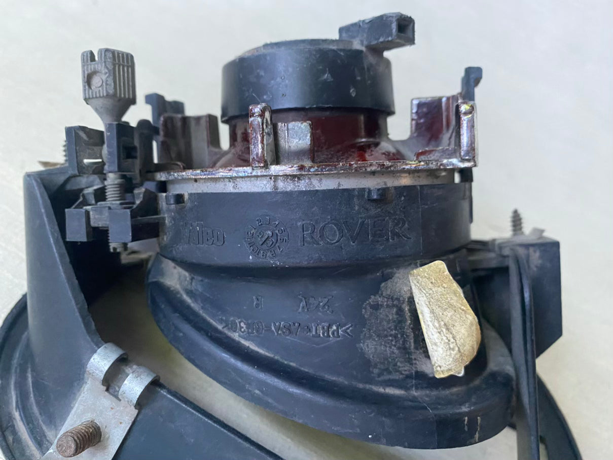 Land Rover Sis Lambası (Sis Farı), Sağ (66917840)