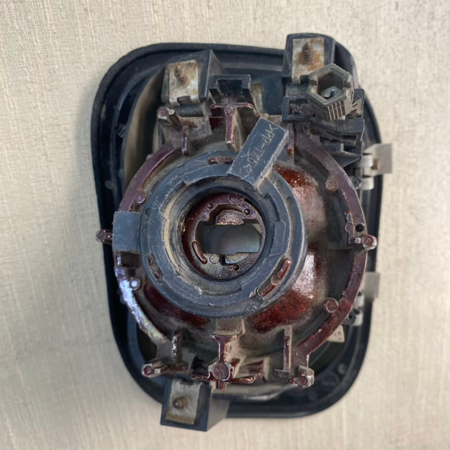 Land Rover Sis Lambası (Sis Farı), Sol (66917850)