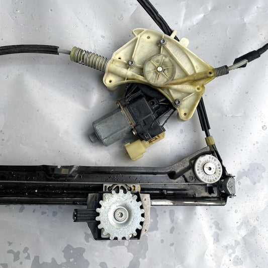 MASERATI Quattroporte Arka Sol Cam Kriko ve Motoru 670009818