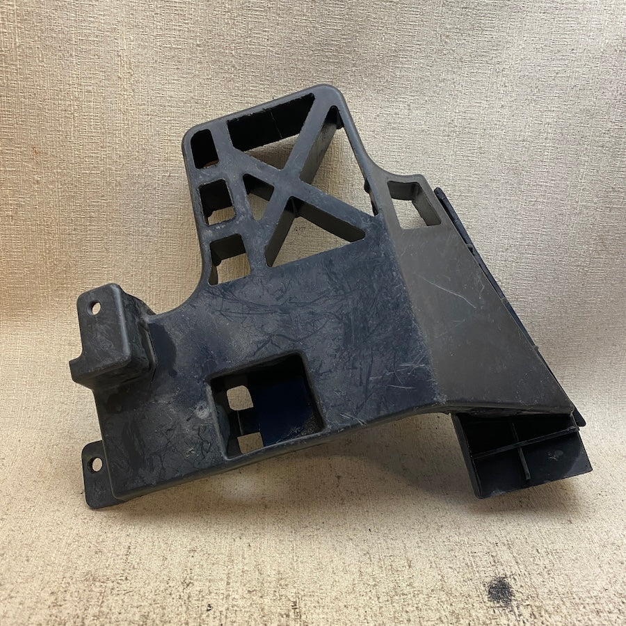 MAZDA 3 Ön Tampon Bağlantı Braketi Sol BP4L502B1