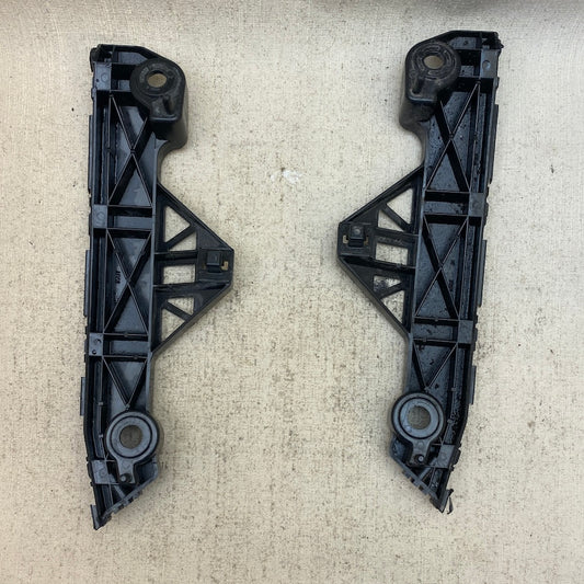 MAZDA 3 Ön Tampon Braketi BBM4500U