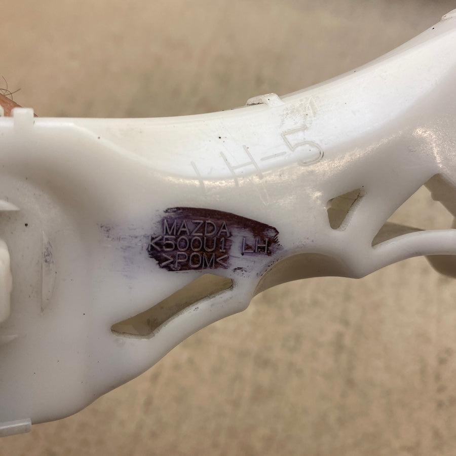 MAZDA 3 Ön Tampon Destek Braketi 500u1