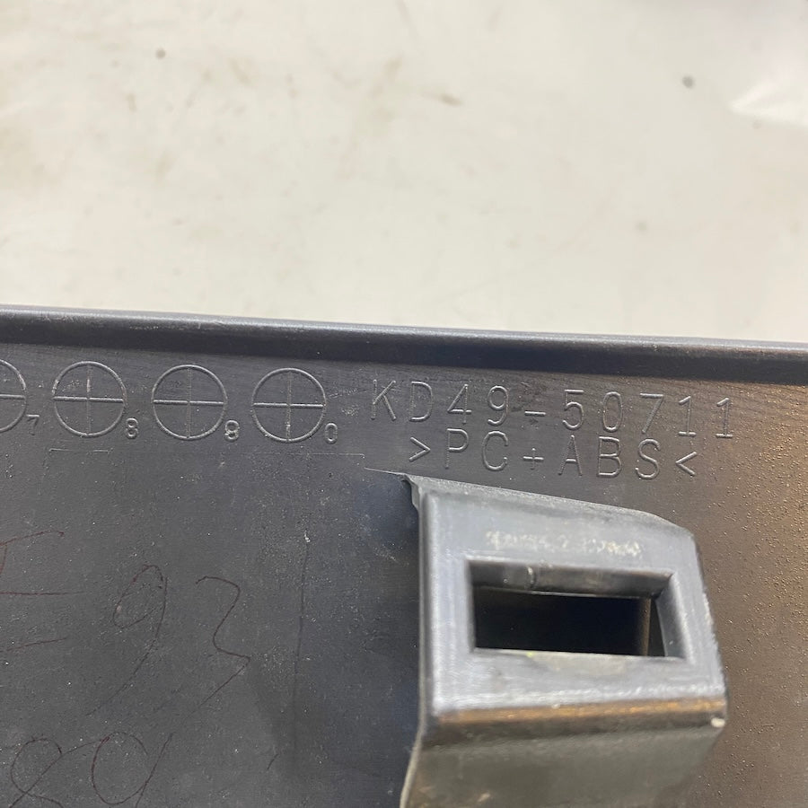 MAZDA CX5 Ön Panjur Üst Kaplaması KD49-50711