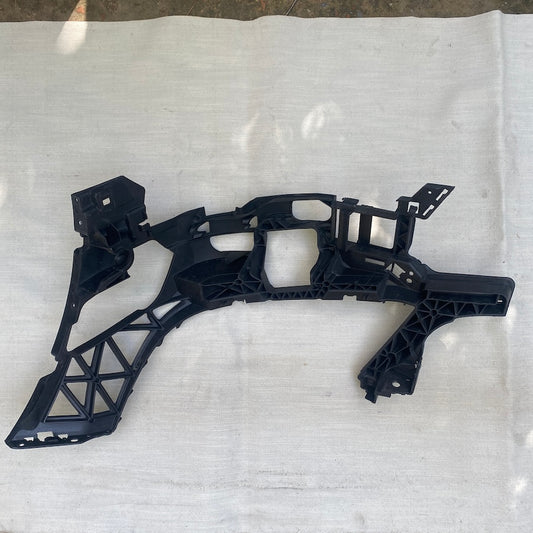 MERCEDES C Ön Tampon Braketi A204 885 42 65