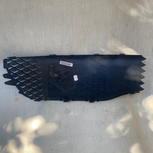 MERCEDES EQV Ön Tampon Alt Izgara A4478840500/A4478840600