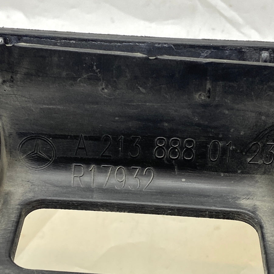MERCEDES E W213 Ön Panjur A2138880123