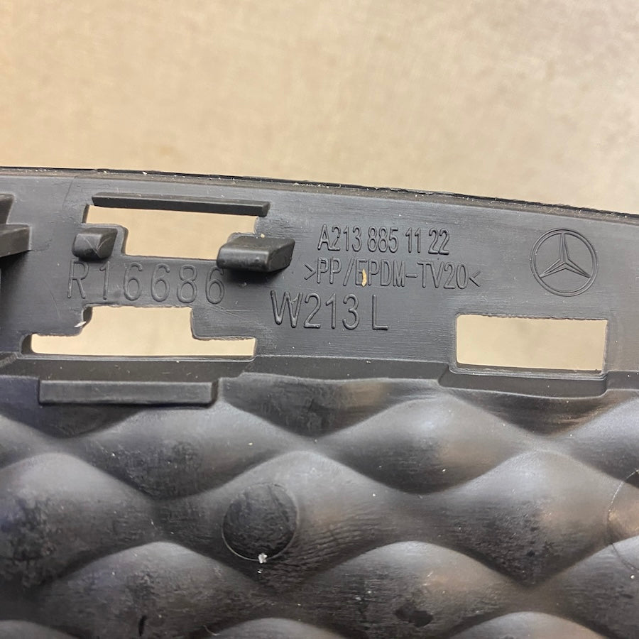 MERCEDES E W213 Ön Tampon Sol Izgara A2138851122