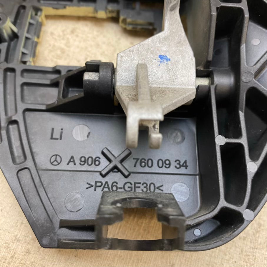 MERCEDES Sprinter 906 Ön Kapı iç mekanizması A9067601034