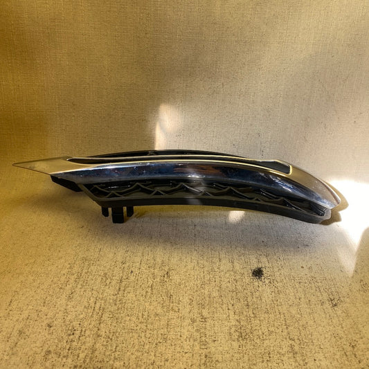 MERCEDES W204 AMG Gündüz Far Kasası A2048851353