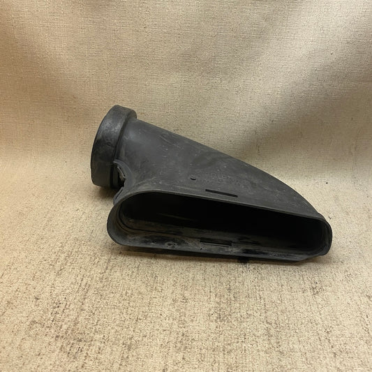 MERCEDES W204 Kasa C180-C200 Hava Filtre Boru Ucu A2710900582