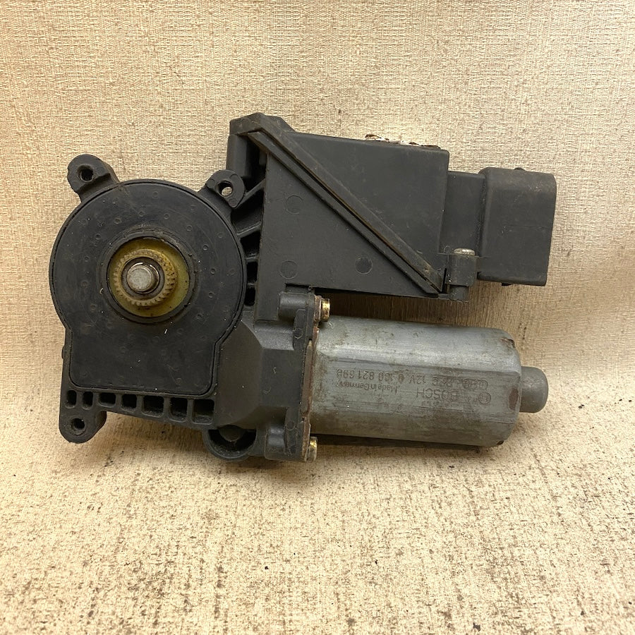 MERCEDES W210 Arka Sol Cam Motoru A2108205342