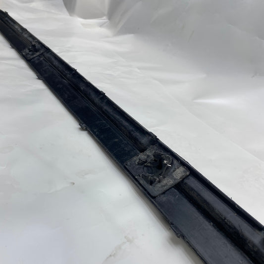 Maseratti Ghibli Arka Tampon Orta Braket 670004471