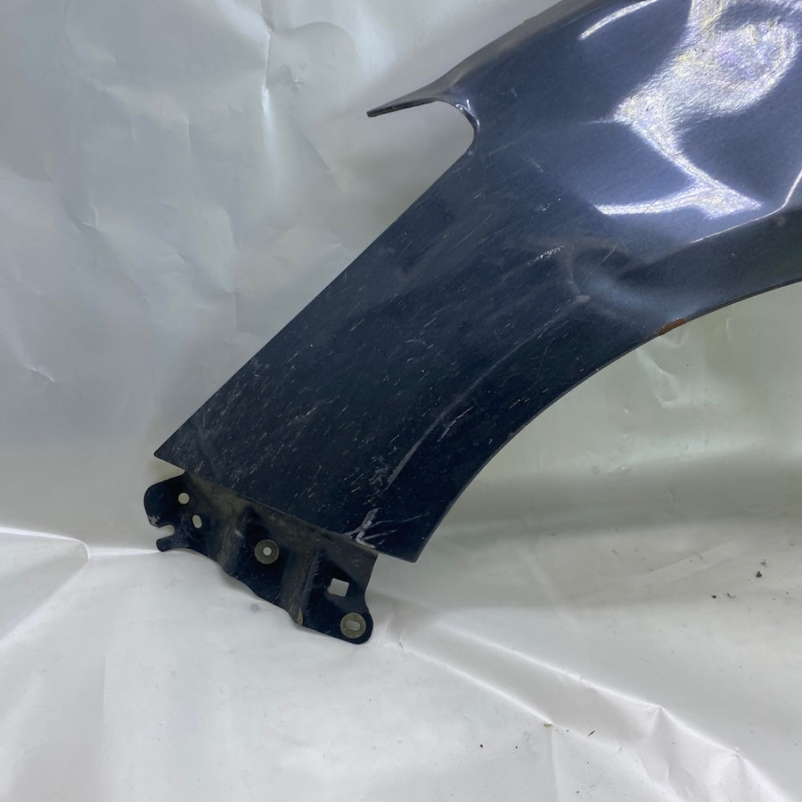 Mazda 2 Ön Çamurluk Orijinal Çıkma 2008-2014
