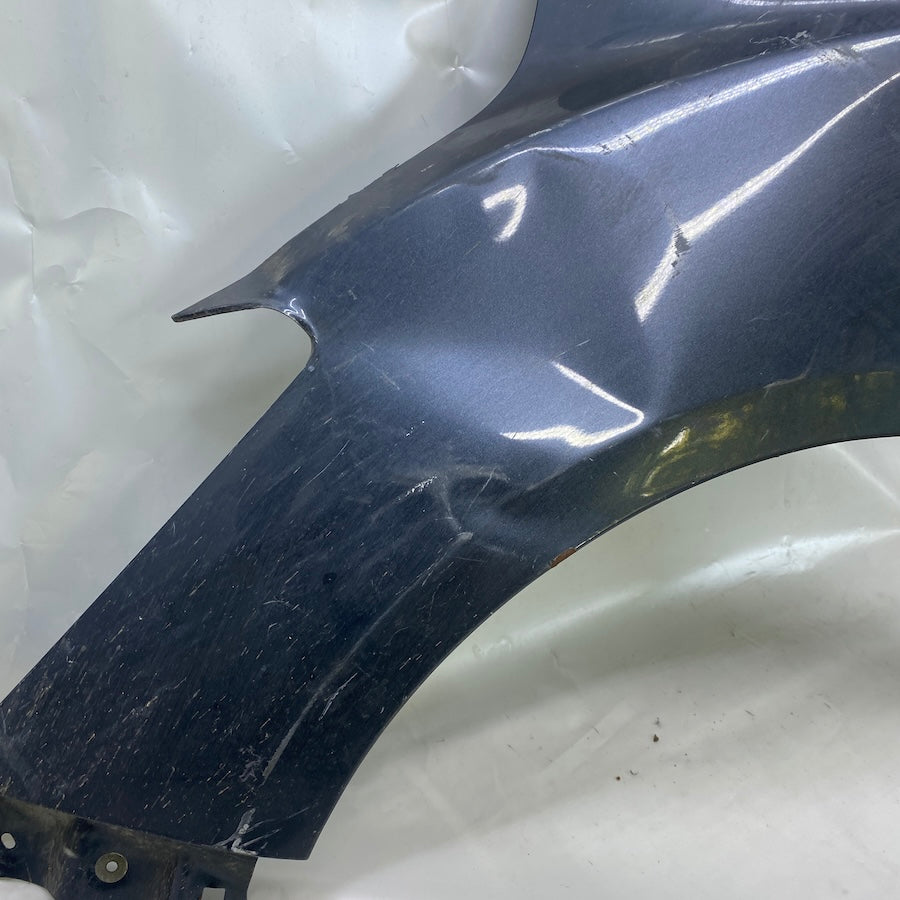 Mazda 2 Ön Çamurluk Orijinal Çıkma 2008-2014
