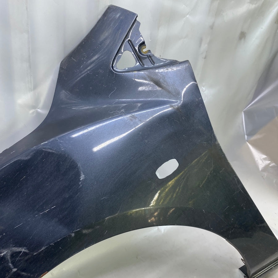 Mazda 2 Ön Çamurluk Orijinal Çıkma 2008-2014