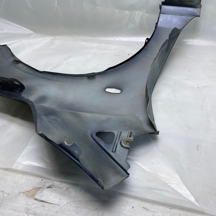 Mazda 2 Ön Çamurluk Orijinal Çıkma 2008-2014