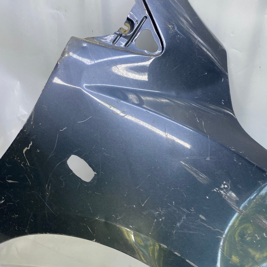 Mazda 2 Ön Çamurluk Orijinal Çıkma 2008-2014