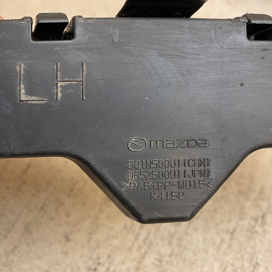 Mazda 2 Ön tampon montaj braketi d01n500u1 d652500u1