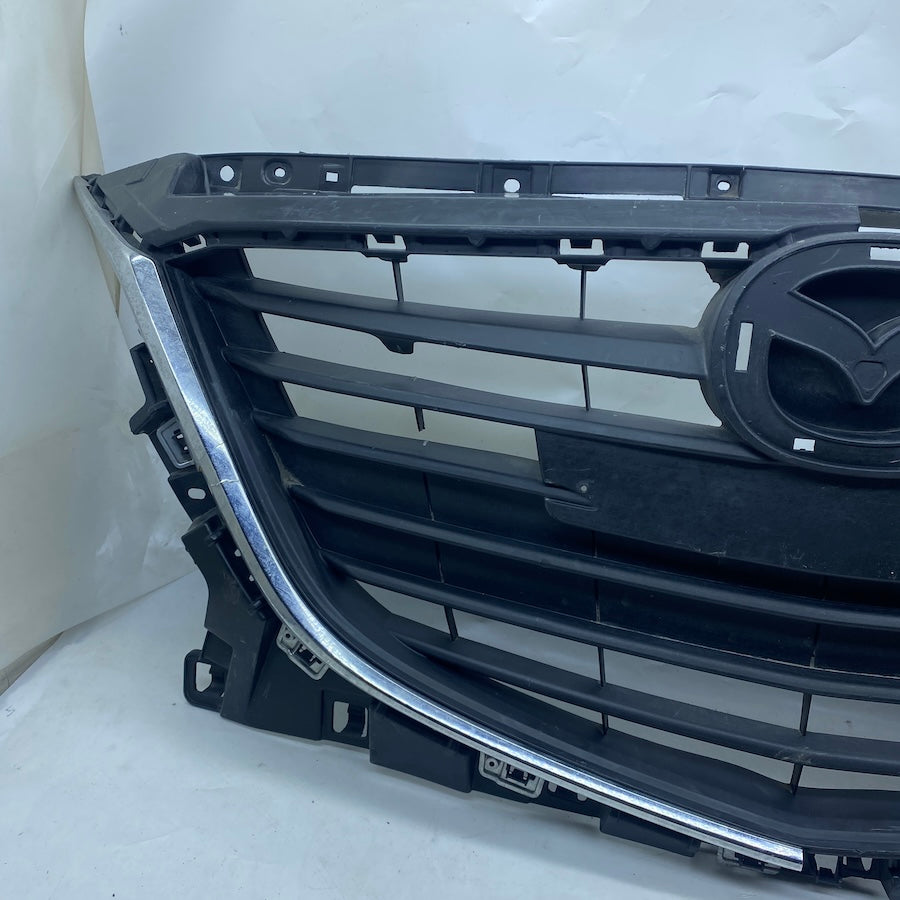 Mazda 3 Ön Panjur Kasası BJS7-50712