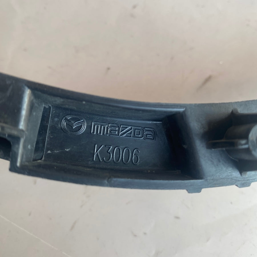 Mazda 3 Sol Izgara Kalıp Tabanı B63E-50-B51