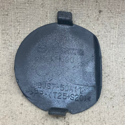 Mazda 3 ön Çeki demir kapağı bjs7-50a11 orijinal