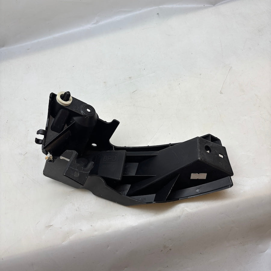 Megane 4 Arka Tampon Braketi Sol / Stop Alt Braketi 850456145R