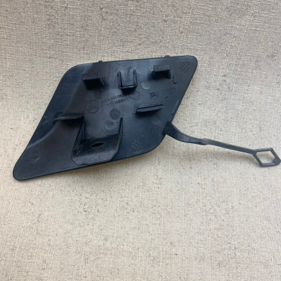 Mercedes 204 AMG Ön Çeki Demir Kapağı A2048850526 Orijinal