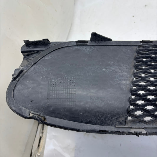 Mercedes W177 A180 Ön Panjur 15361264