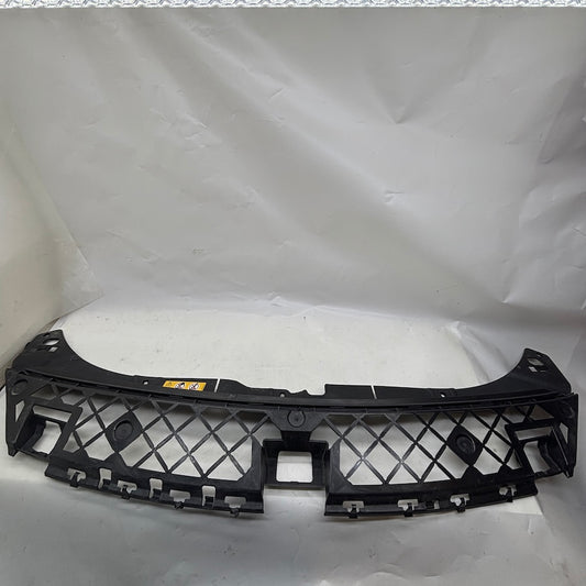 Mercedes A200 W177 Ön Tampon Üst Taşıyıcı Bağlantı A1778859100 - En Uygun Oto Parça