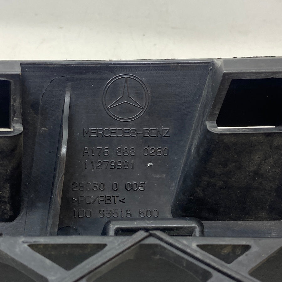 Mercedes A W176 AMG Ön Panjur Kasası A1768880260