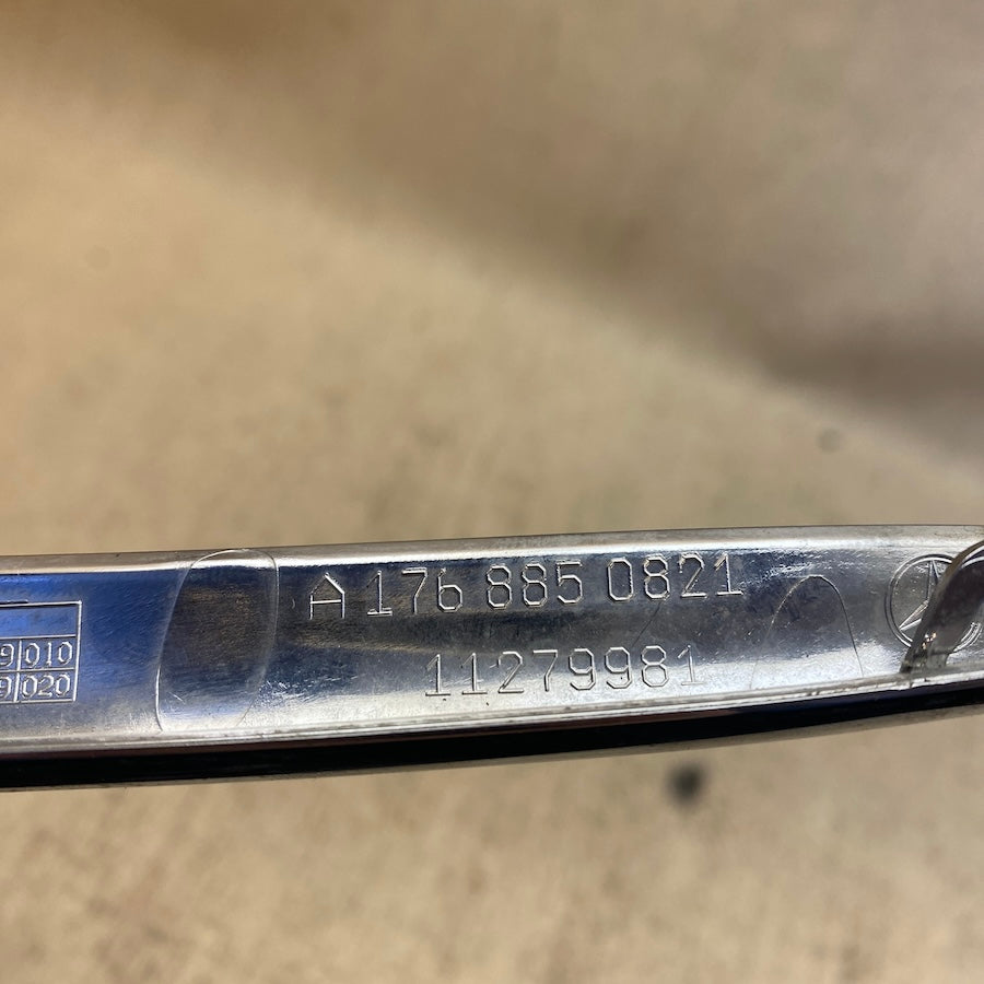 Mercedes A W176 Ön Panjur Nikelajı A1768850821