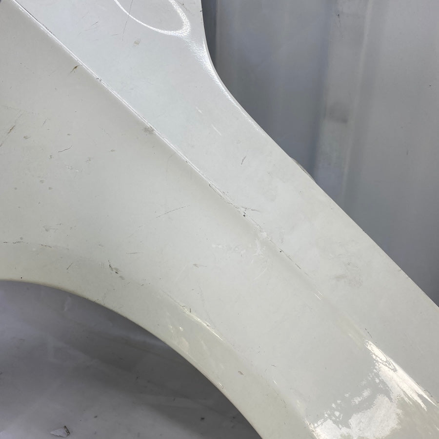 Mercedes A W176 Ön Sağ Çamurluk A1768810201 Orijinal Çıkma