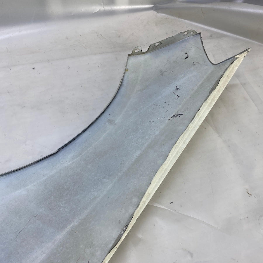 Mercedes A W176 Ön Sağ Çamurluk A1768810201 Orijinal Çıkma