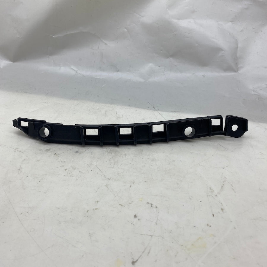 Mercedes B W246 Arka Tampon Braketi Sağ A2468850221