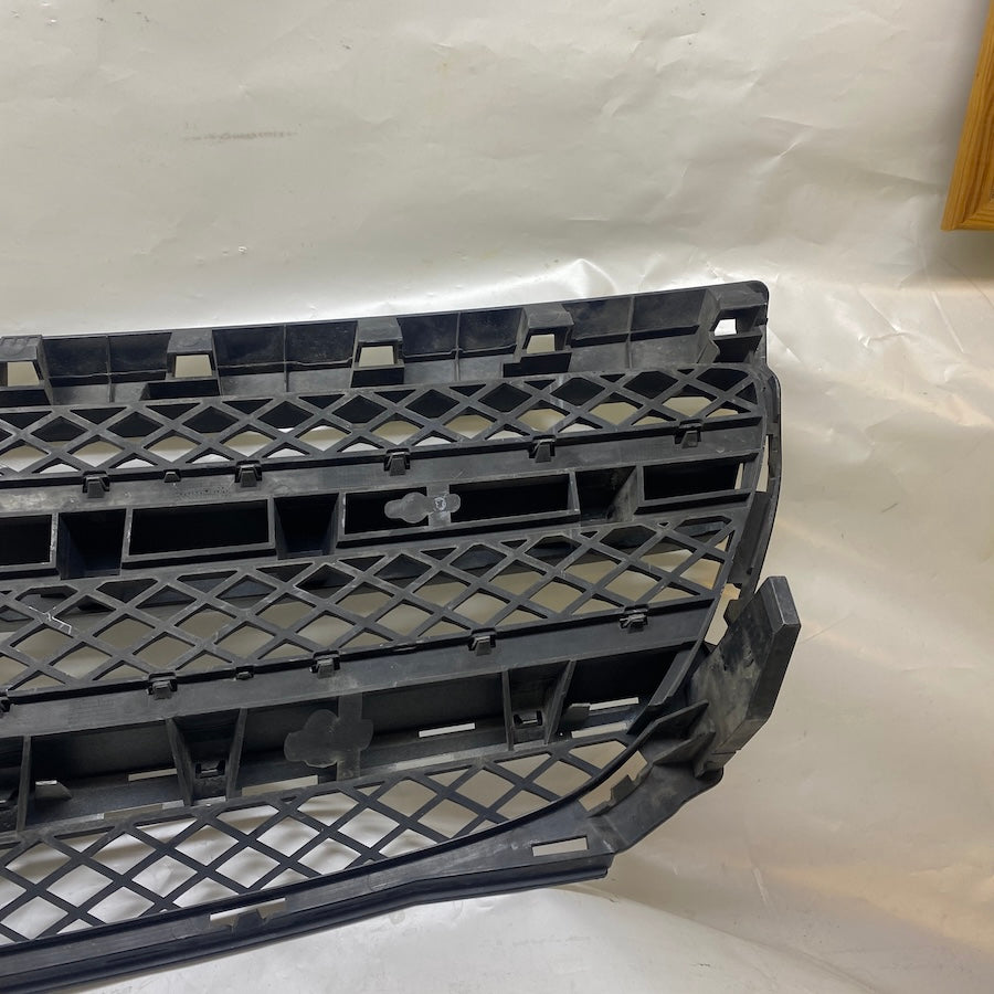 Mercedes B W246 Ön Panjur A2468880260