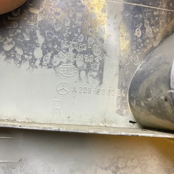 Mercedes CLK W209 Coupe Sağ Stop 03-09 A2098200264 Çıkma En Uygun Oto Parça