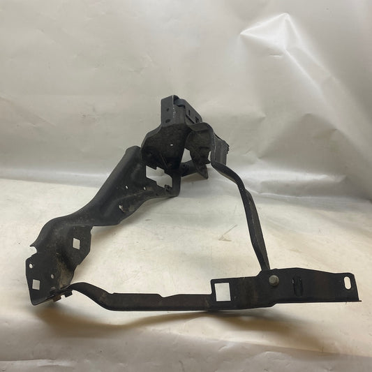 Mercedes C Serisi W204 Far Yuva Sacı A204620593 / A204620594 | Orijinal Çıkma 2007-2014