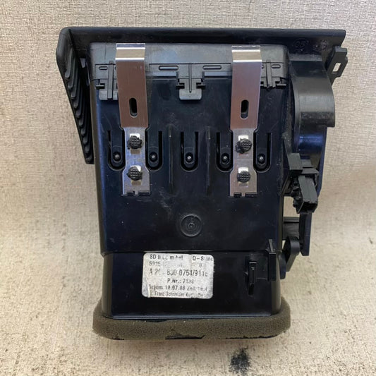 Mercedes C W204 Hava Üfleme Menfezi A264 830 0754