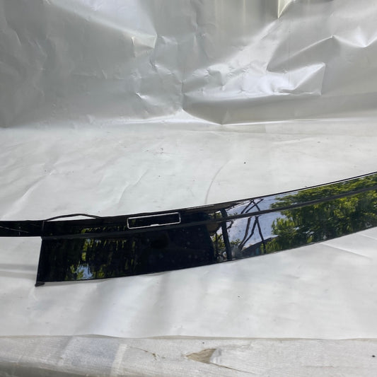 Mercedes C W204 Oluk Çıtası Sağ A2046901082 Orijinal Çıkma 2008-2014