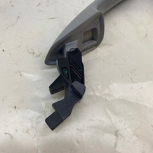 Mercedes C W204 Ön Sağ Kapı Kolu A2047600270 Orijinal Sıfır