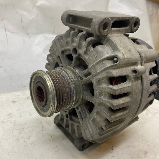 Mercedes C W204 Şarj Dinamosu A0141543902