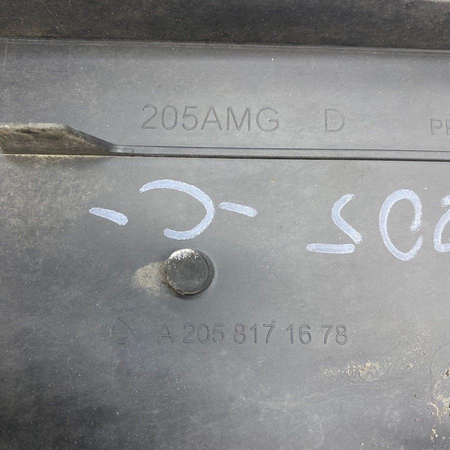 Mercedes C W205 AMG Plaka Altlığı Plakalık A2058171678 Orijinal Çıkma