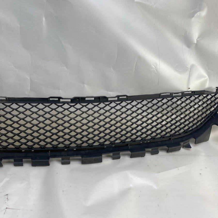 Mercedes C W205 AMG Tampon Orta Izgara A2058852123 Orijinal Çıkma