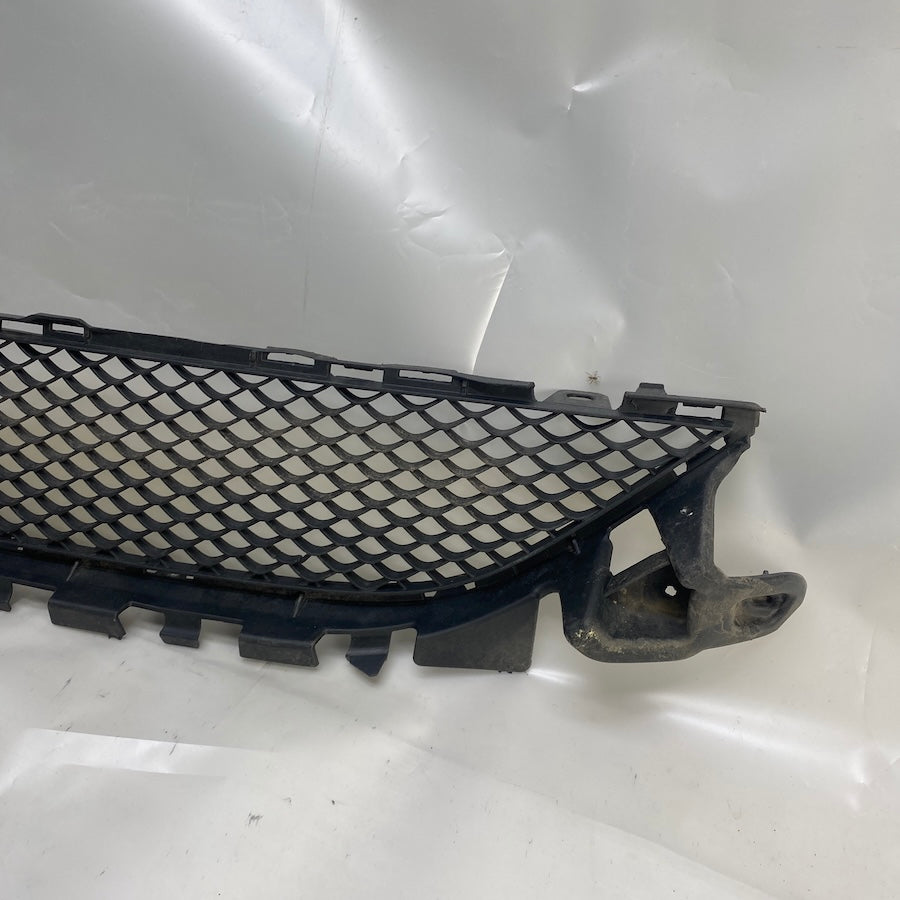 Mercedes C W205 AMG Tampon Orta Izgara A2058852123 Orijinal Çıkma