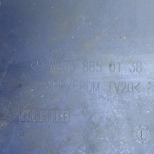 Mercedes C W205 Arka Tampon Difüzör Dahil A2058850138 En Uygun Oto Parça